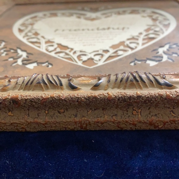 Laser Cut Friendship Heart Cindy Jacobs Limited - Picture 4 of 8